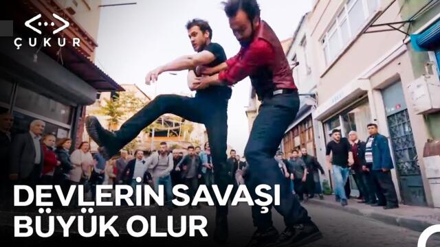 Yamaç ve Vartolu Karşı Karşıya! 👊 - Çukur