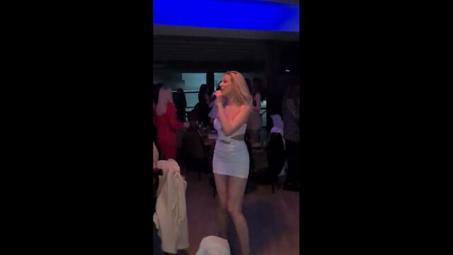 Rada Manojlovic - Rodjendan & S mora na planine - (LIVE) - (Herceg Novi 08.04.2023.)