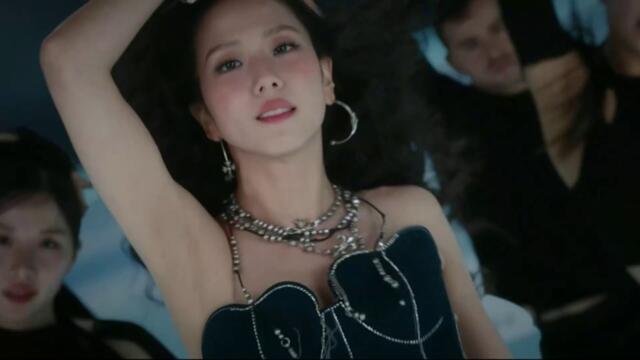 EarthQuake If I Was The Director Parody Video 4k