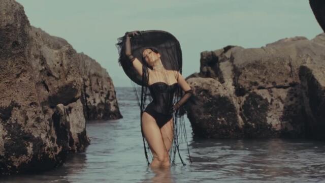 ELENA KITIĆ - MOTIV