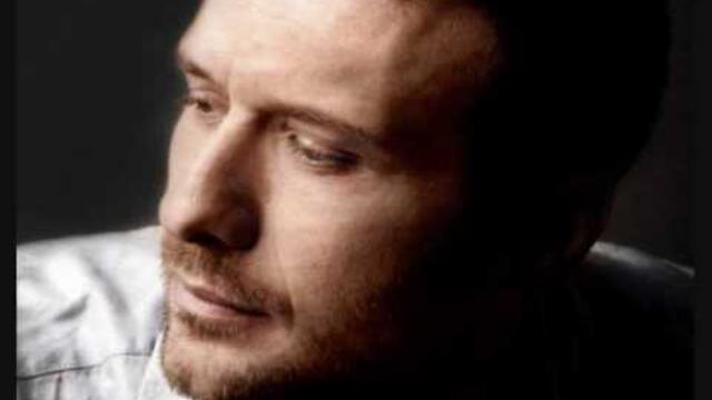 Teleutaio lathos-Giannis Ploutarxos