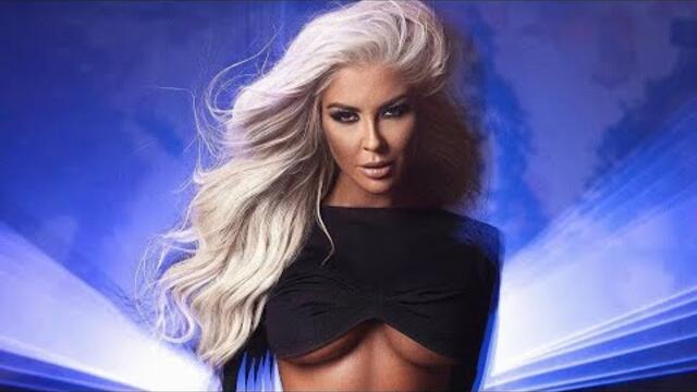 АНДРЕА ЧИСТО ГОЛА - СПРЯХ АЛКОХОЛА, САШКА МЕГАСТАРА  МИ Е СЕРВИТЬОРКА, КАРЛЕУША КРАДЕ ПЕСНИТЕ МИ!