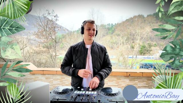 Come party with me! Antonio Bay Deep/Afro house mix