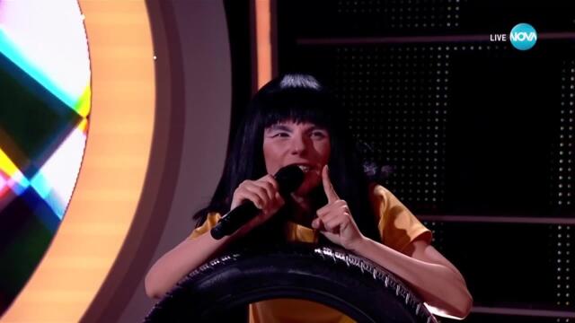 Дивна като Björk - It's Oh So Quiet | Като две капки вода