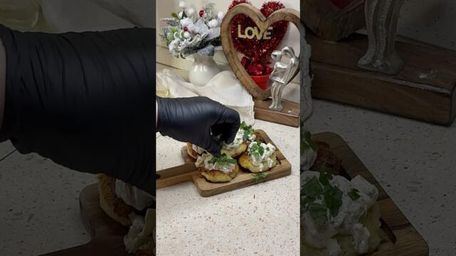 Вкусный ужин 🥘 Быстро и просто Готовим драники #рецепти #готовимдома #вкусно #ужин #драники