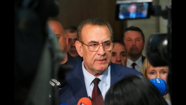Чакъров: Мандатоносителят да обясни дали е заложник на модела Пеевски