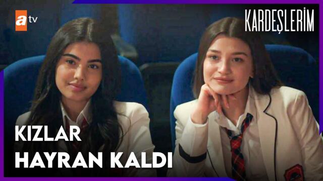 Kızları kendine hayran bırakan sahne performansı - Kardeşlerim