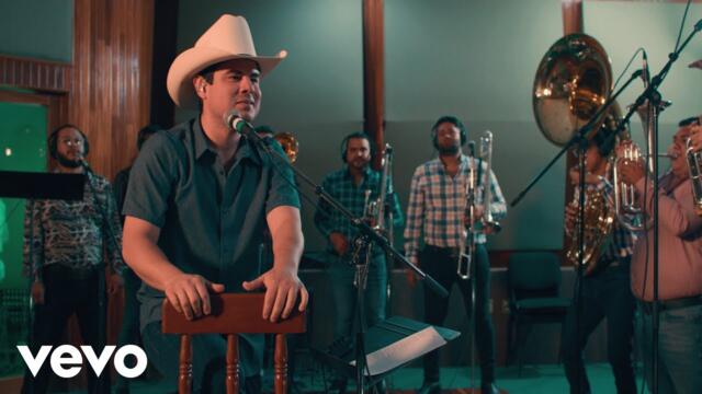 Alfredo Olivas - BORRACHA (EN VIVO)