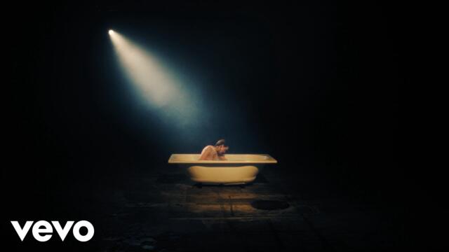 Anika - Oxygen (Official Video)