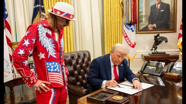 President Trump Signs an Executive Order in the Oval Office, Mar. 31, 2025