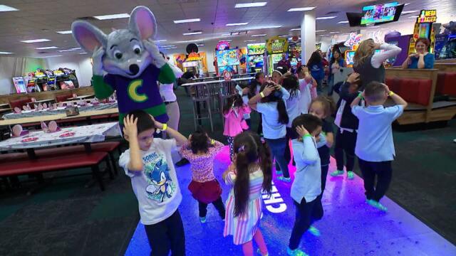 Chuck E. Cheese CEO Gives Inside Edition Tour of Rebranded Location