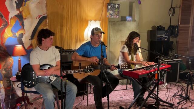 'In My Room' with Floodlights