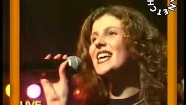 Мая - Минаха години ( live ) обичам повече ретпо фолк съм израстнала аз