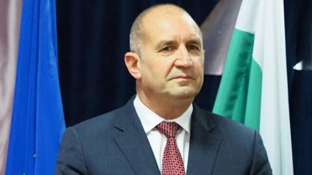 Президентът Радев отказа да коментира руските атаки в Суми