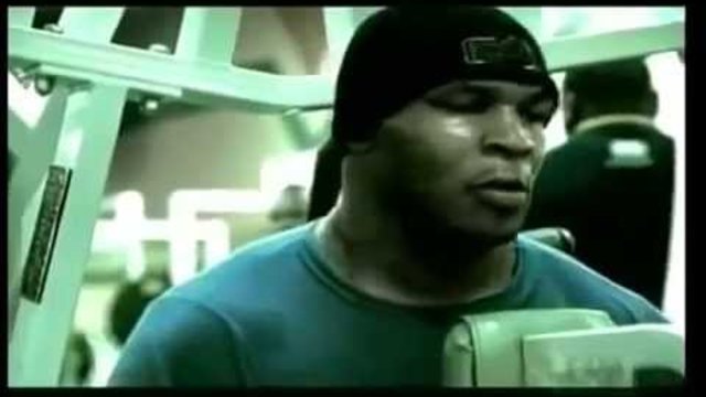 MIKE TYSON THE BEAST TRAINING IN GYM