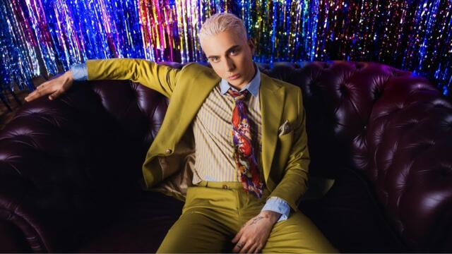 MELOVIN  — тормоз чи на газ [Official Music Video] / коли біль — реальність, а рух уперед — вибір