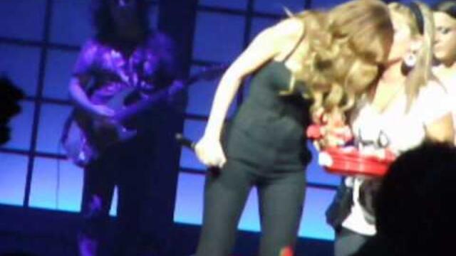 Despina Vandi-Ola odigoun se sena@VOX