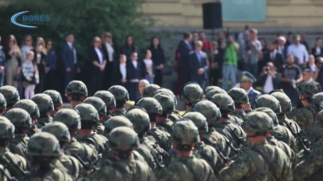 Военен парад отбеляза Деня на храбростта и празник на българската Армия