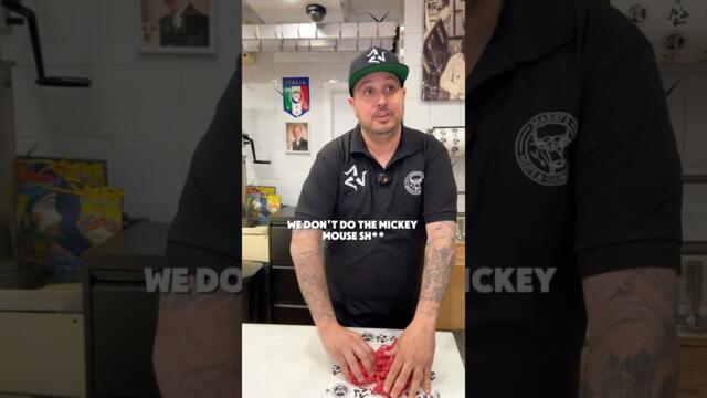 You can keep the mickey mouse burgers Gimme the fresh stuff ! 🍔