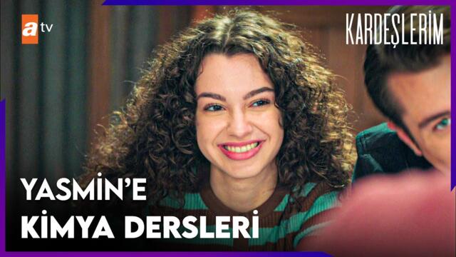 Asiye ve Doruk, Yasmin'e ders çalıştırıyor - Kardeşlerim 63. Bölüm
