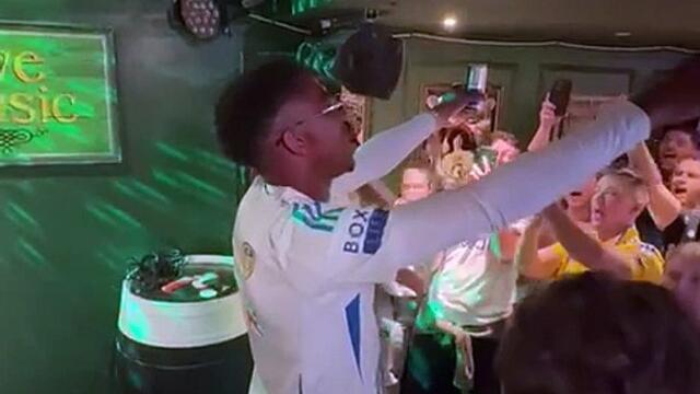 Leeds players party in city centre bar