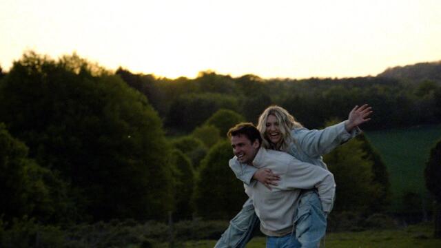 Ella Henderson - Me & You (Visualiser)