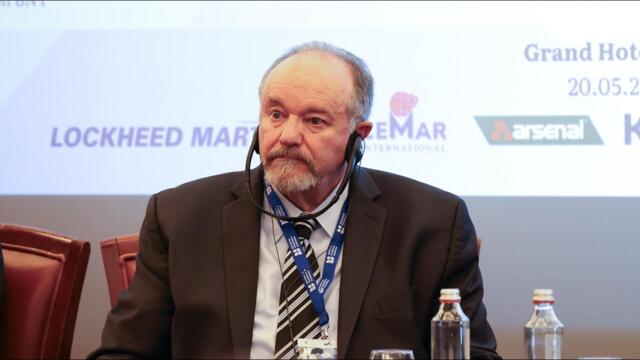 Ген. Брийдлав: Сърбия знае цената на войната, Западът не трябва да си затваря очите за Балканите