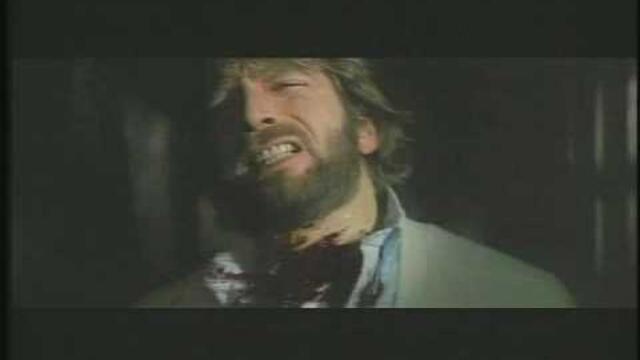 Stupid Moments in Zombie Movies #2