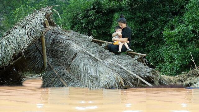 In just one night, the Flash Flood swept away everything we had. || Ly Tieu Nu
