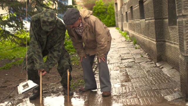 Етажна собственост - Сезон 2 Епизод 12 | Евакуация