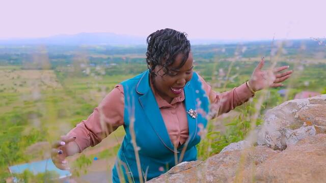 JEHOVAH NIWE BY MINISTER SHIKU ALICE( OFFICIAL VIDEO) SMS SKIZA 6981212 TO 811