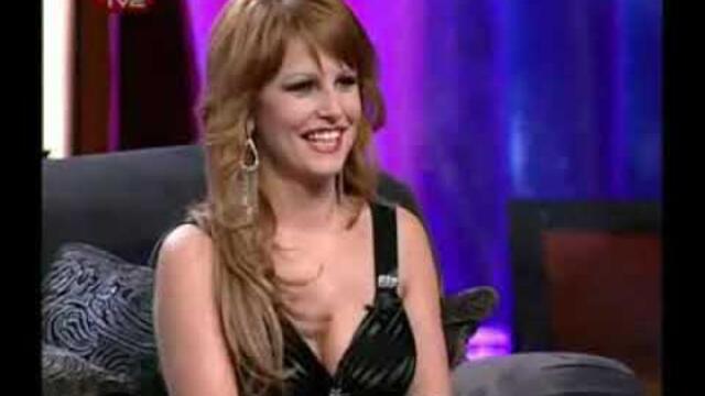 Шоуто на Азис гост Валя част 1