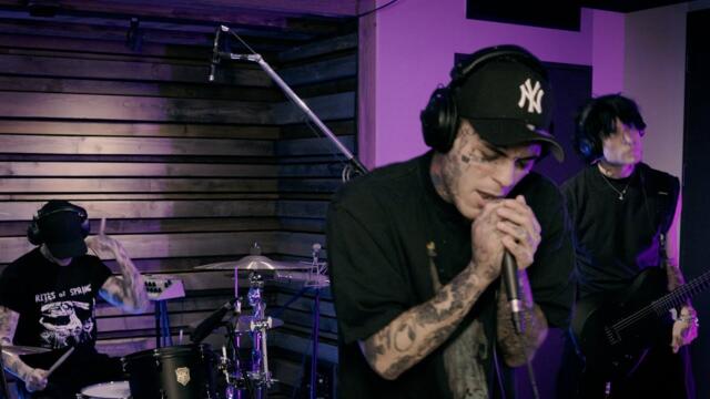 Lil Skies - Falling Backwards (Official Video)