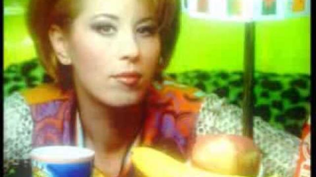 ΕΛΙΝΑ ΚΩΝΣΤΑΝΤΟΠΟΥΛΟΥ - Πονοκέφαλος (Official Videoclip)