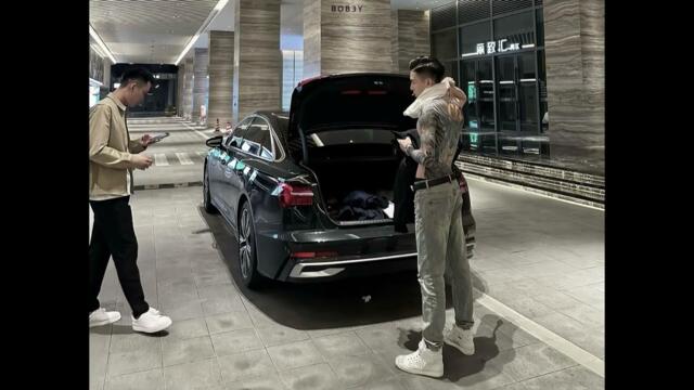 The Gangster Real Life (KOUR Remix)😎♠️ 攬佬 SKAI ISYOURGOD - 八方來財 + Kon Nek Psa + SAVAGE (ហ៊ាន x ញៀន)