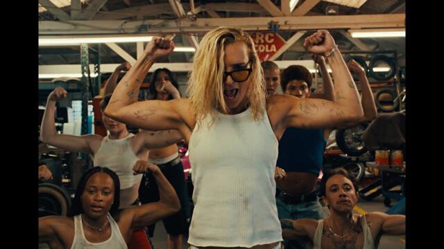 G Flip - Big Ol' Hammer (Official Video)