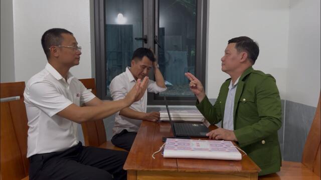 The sheriff was bribed by Mr. Tuan, where is justice? Uri  need to find the evildoer's crimes.