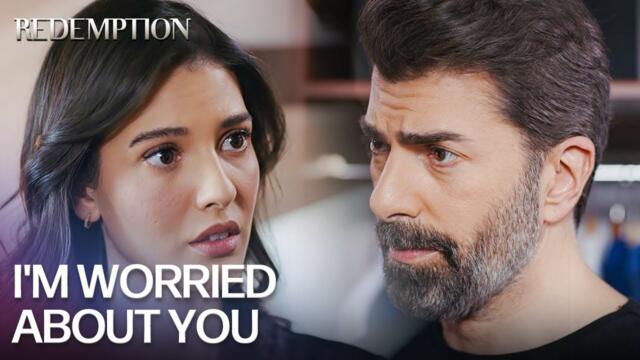 Hira, Orhun’un üzerine titriyor 🥹 | Esaret 536. Bölüm