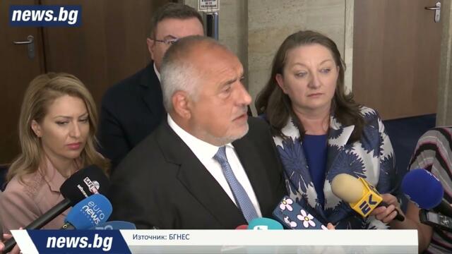 Бойко Борисов не иска и няма да поиска оставката на Даниел Митов
