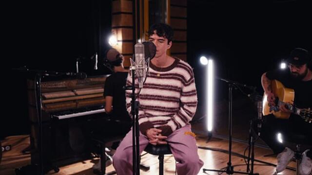 Cenzo chante son titre "Blabla" en live