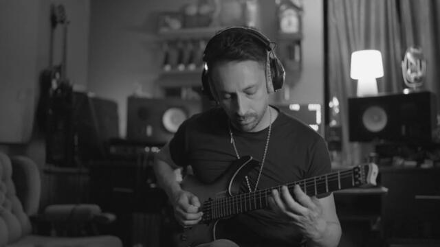 Damjan Pejcinoski ft. Tavitjan Brothers - "Entangled in Spacetime" official video