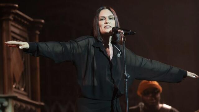 Jessie J face au cancer : la chanteuse donne de ses nouvelles après un passage à l'hôpital