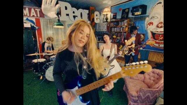 Daisy the Great - Dog (Official Video)