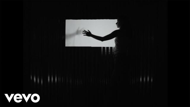 joan - alibi (Official Video)