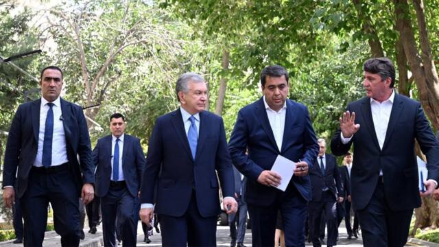 Новая жизнь Ташкента: Президент Мирзиёев посетил махаллю Янги Камолон и улицу Бунёдкор