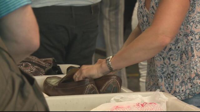 TSA Phasing Out Shoe Removal at Airports