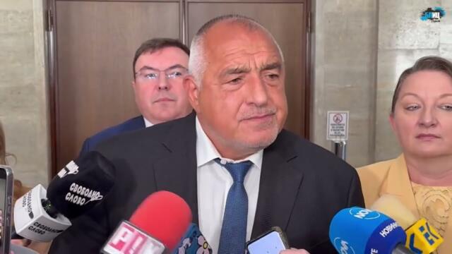 Борисов към Севдалина Арнаудова: Моля те, дай това, което имаш, за да не дават ефир на лъжци…