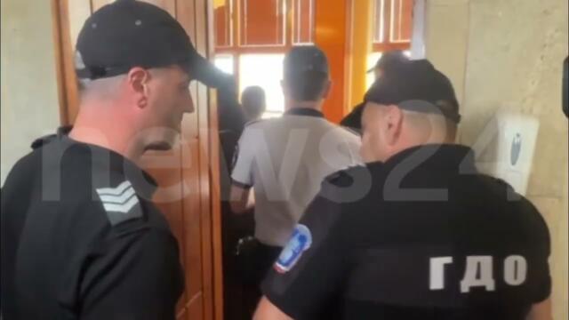 Пияна зад волана с над 3 промила: Певачката Дебора Иванова се размина с ареста – пратиха я вкъщи!