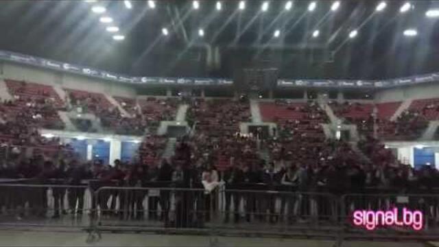 Видео 20 минути преди началото на концерта 15 години телевизия Планета