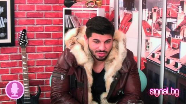 Фики гостува в Открит микрофон